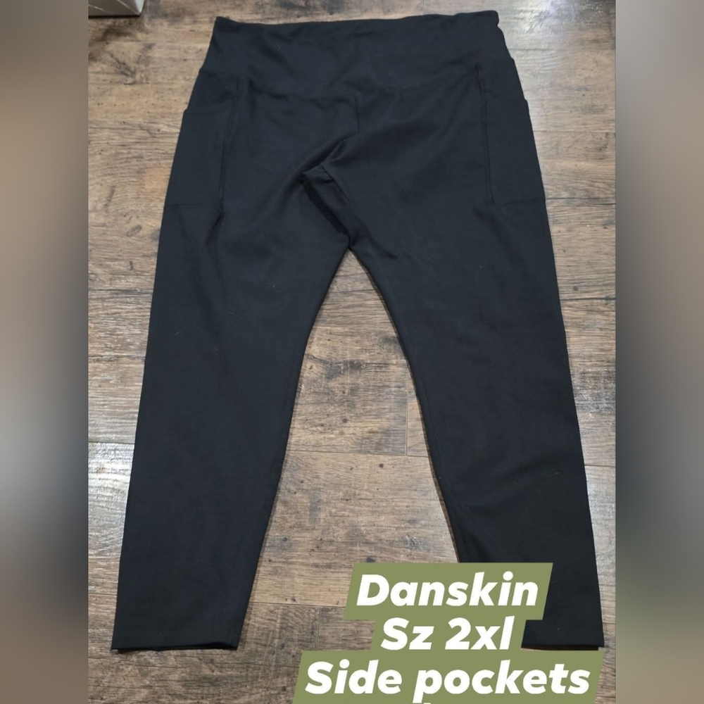 Danskin womens Athletic pants sz 2xl